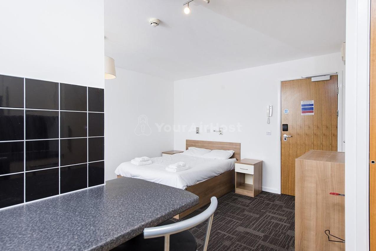 Bloomfield Court Apartment ลอนดอน ภายนอก รูปภาพ