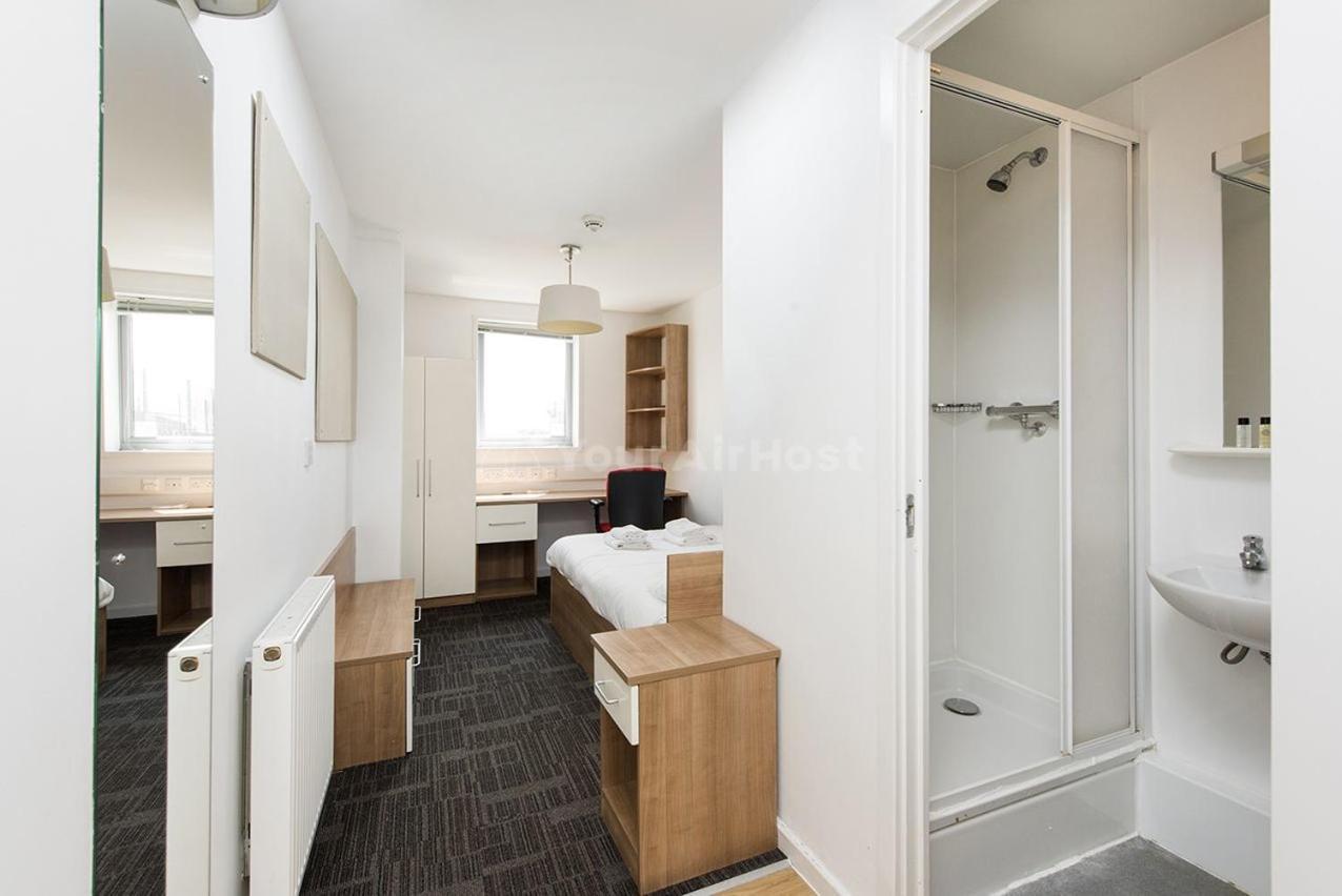 Bloomfield Court Apartment ลอนดอน ภายนอก รูปภาพ